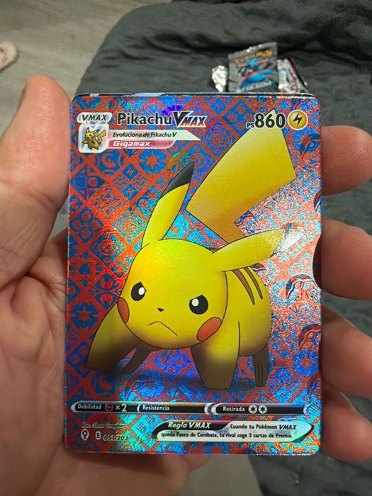 Carta pikachu rara