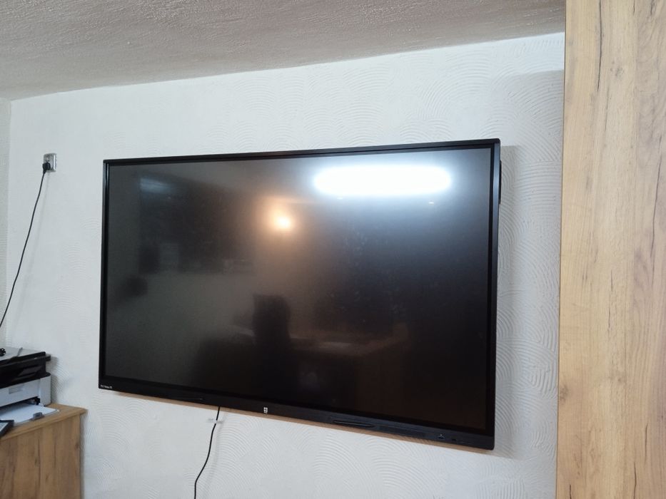 Tablica/monitor multimedialny