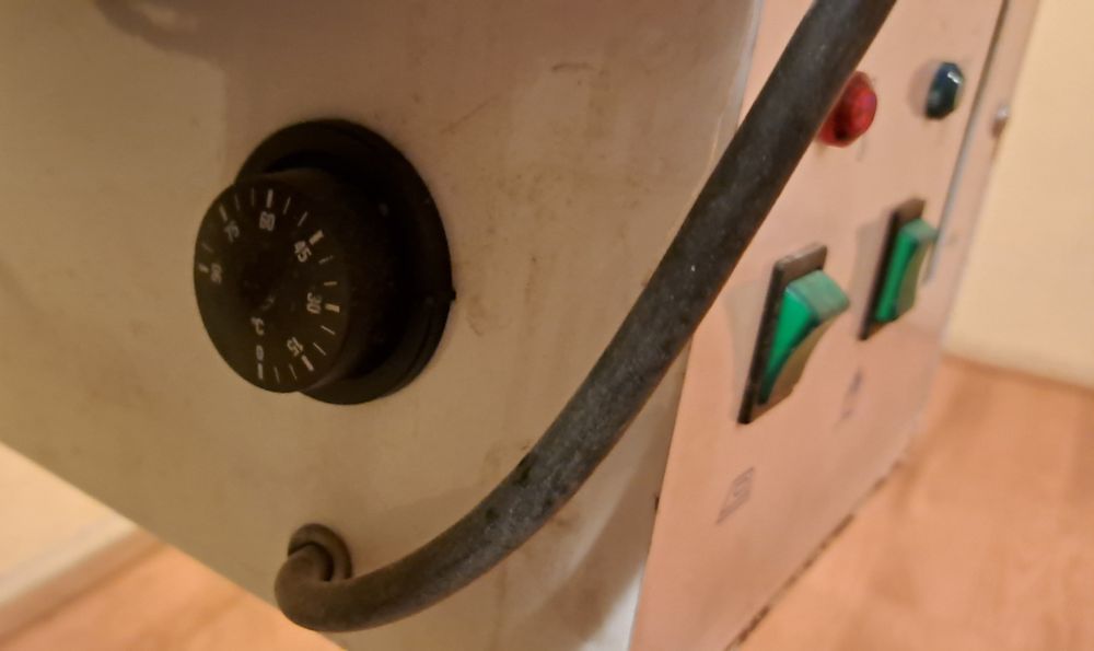 Stół prasowalniczy Comel deska do prasowania