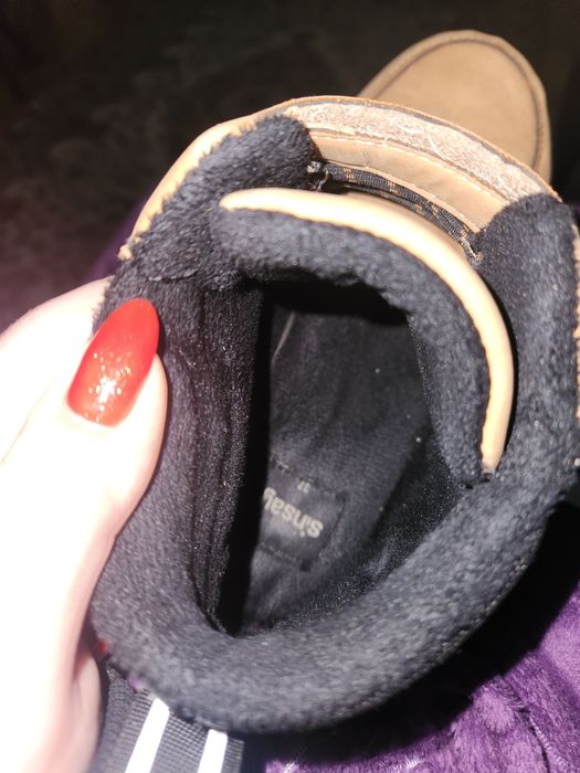 Зимове взуття  на хлопчика 37 розмір