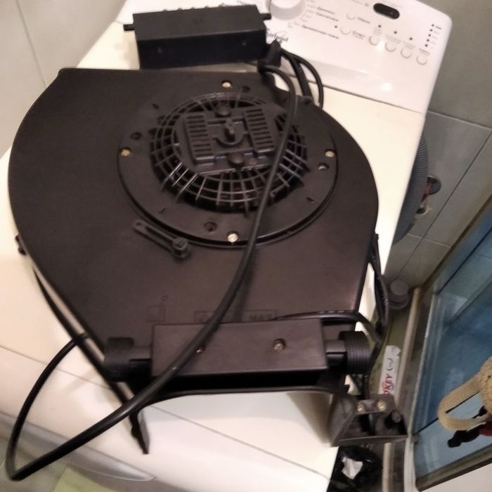 Двигун для кухонної витяжки