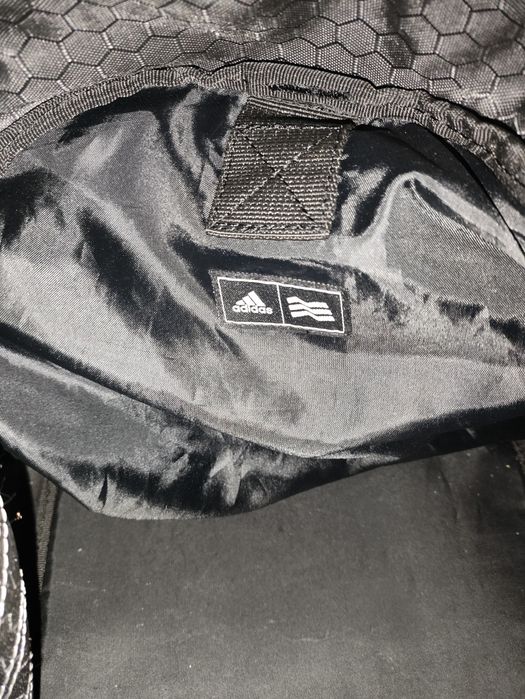 Спортивна сумка Adidas Essentials 3-Stripes Duffel оригінал