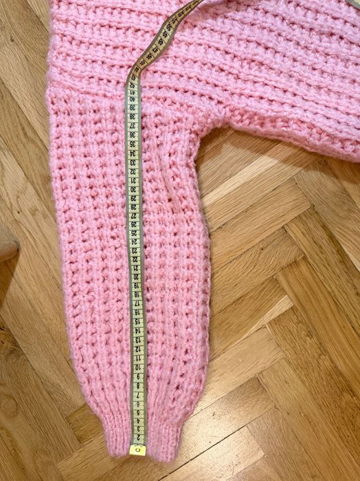 Miękki Różowy sweter LC Waikiki