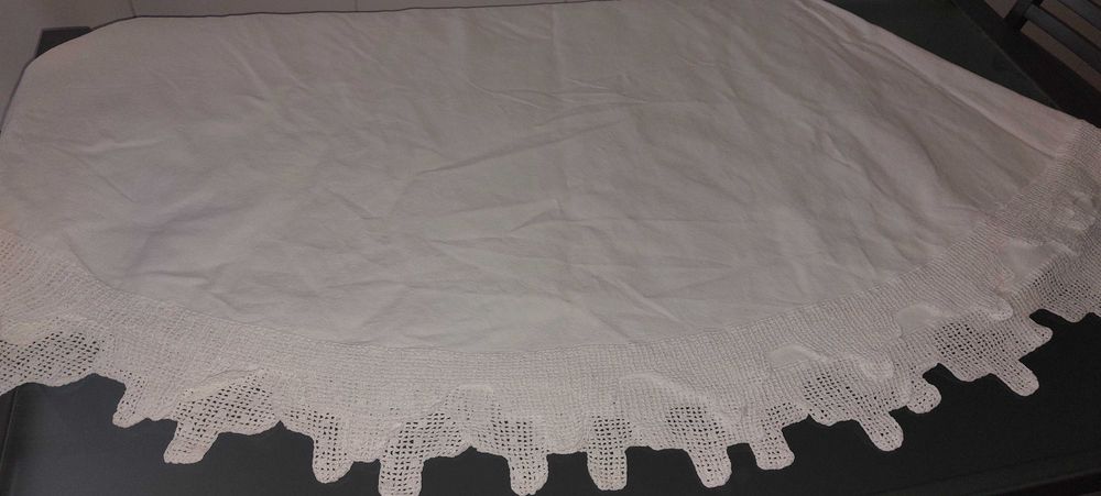 Toalha de linho e crochet