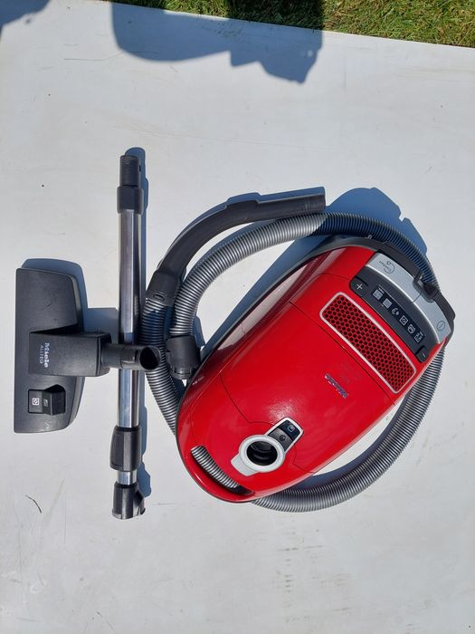 Odkurzacz miele s8 2200W