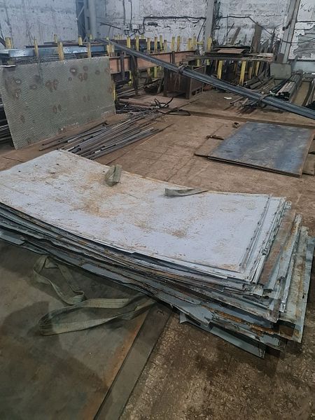 Листы 1,2-1,5-2-3-4-5-8-10-12-16-18-20-22-30 мм демонтаж 1,0х2-3 м - 2