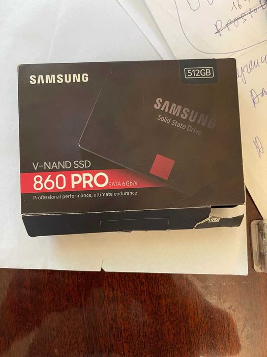 Продам память Samsung 860 PRO 512 GB, новая