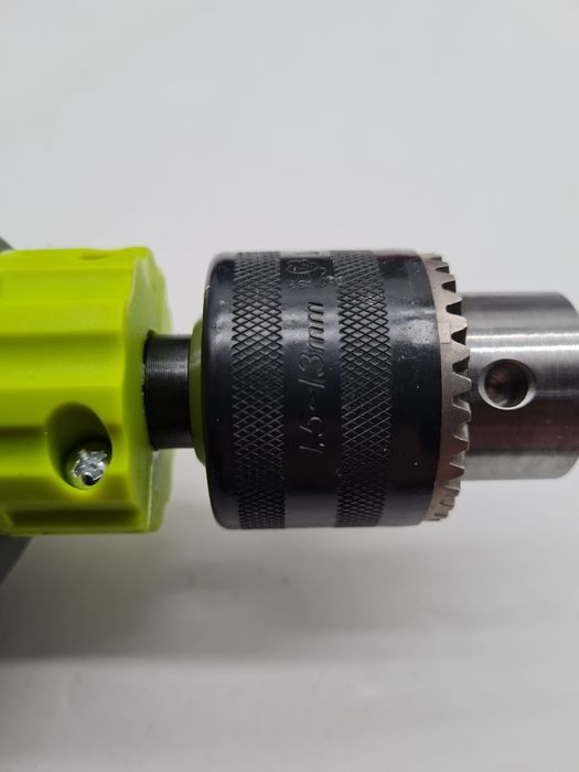 Wiertarka udarowa elektryczna 710 W 13mm Akcesoria