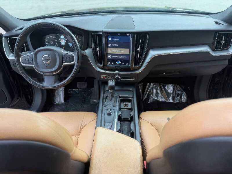 2018 Volvo XC60 T5 Momentum