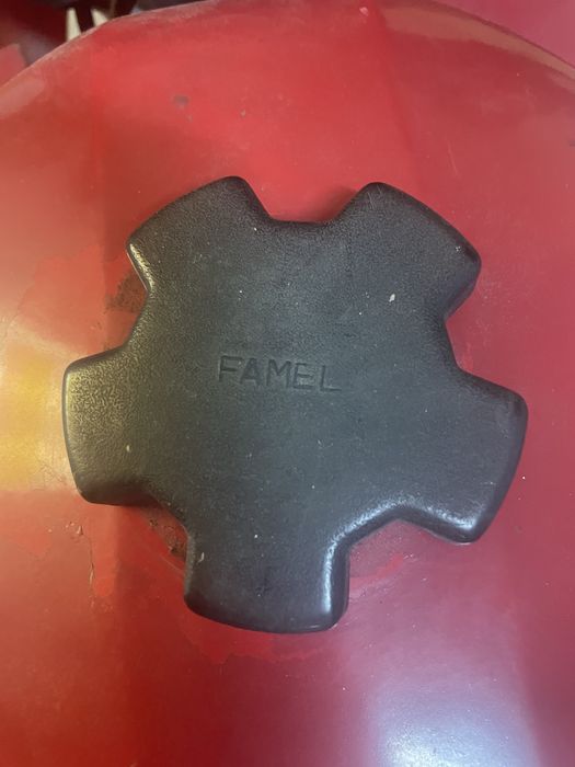 Tampão para depósito Famel