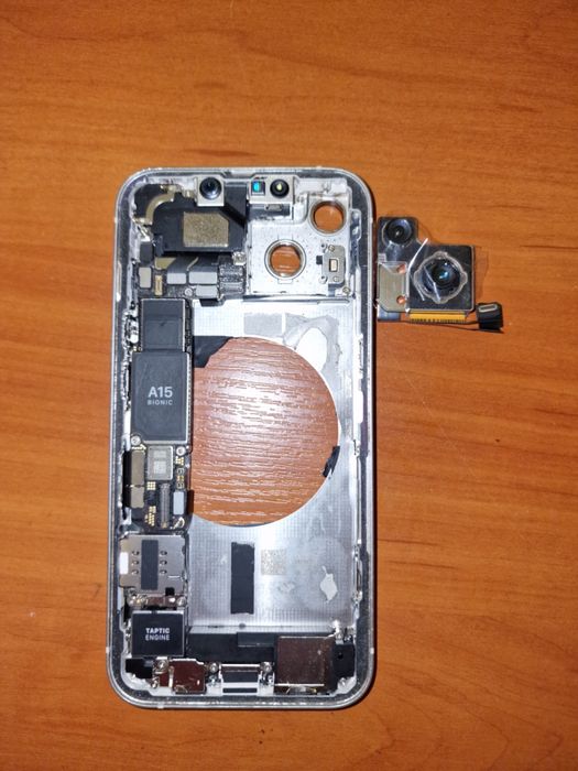 Зачастини iphone 13
