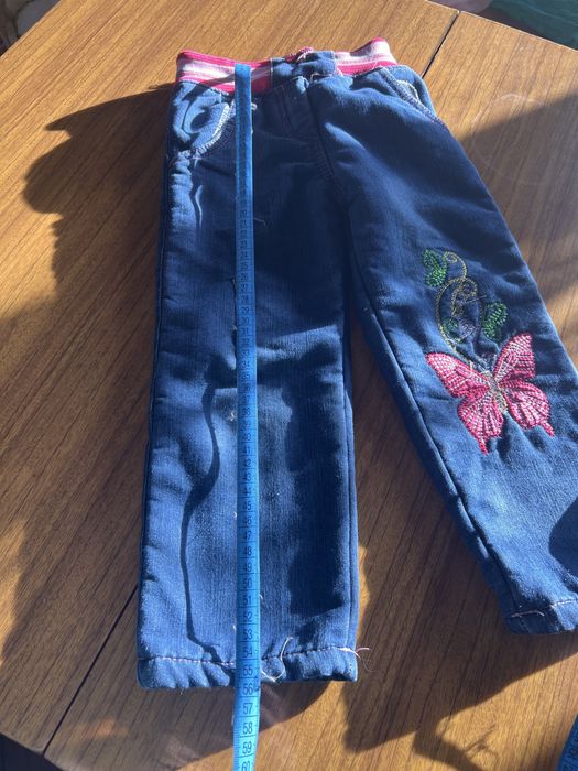 Подарую теплі джинси