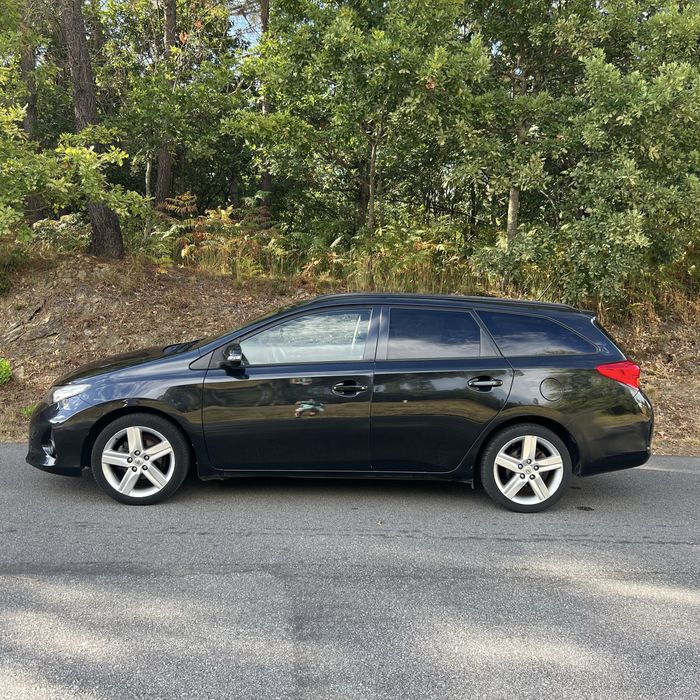 Carrinha Familiar Toyota Auris 2013/12
