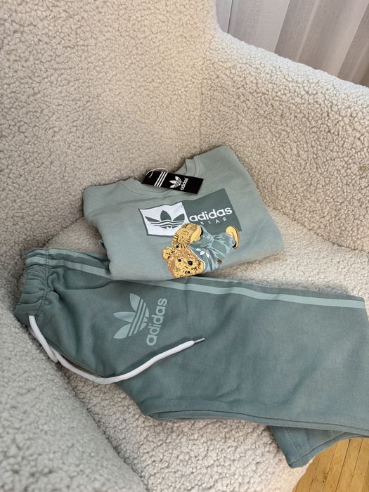 Спортивний комтюм adidas 5-6 р