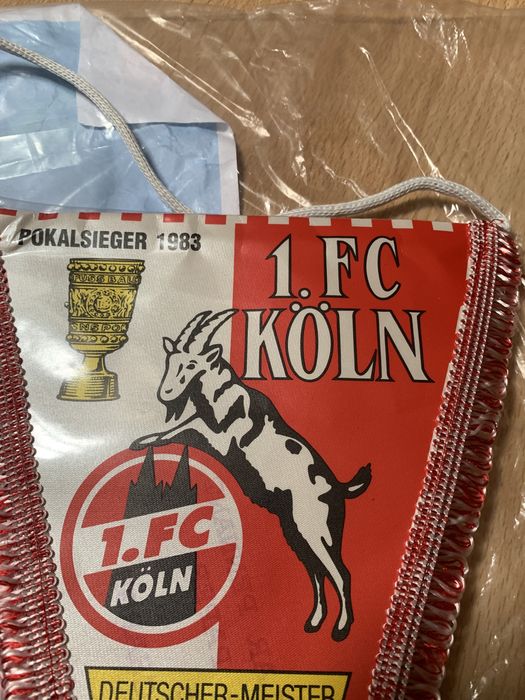 Galhardete do futebol clube Pokalsieger