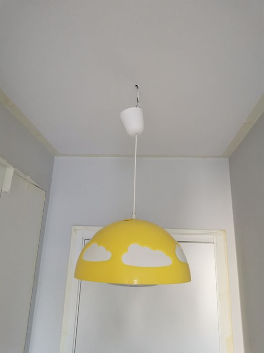 Candeeiro Ikea criança