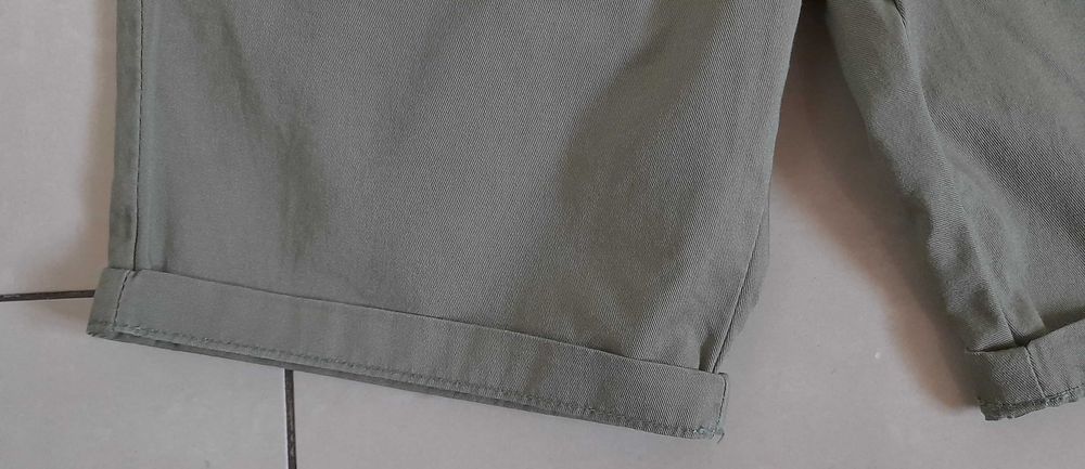 H&M spodenki chłopięce chino bawełna khaki R.128 j.NOWE
