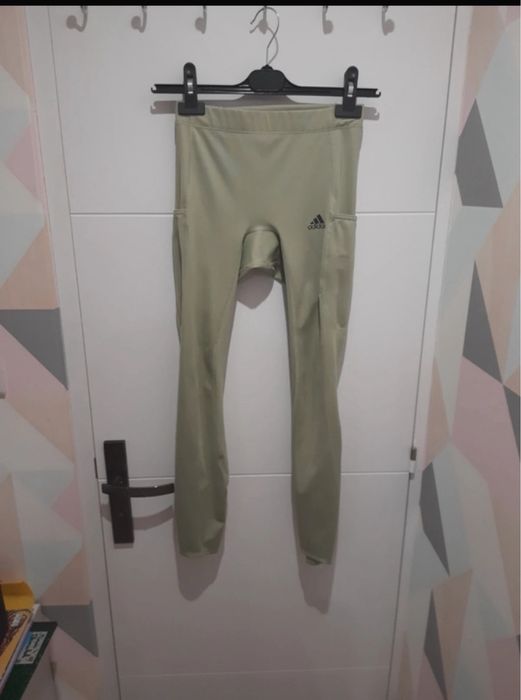 Calça legging adidas