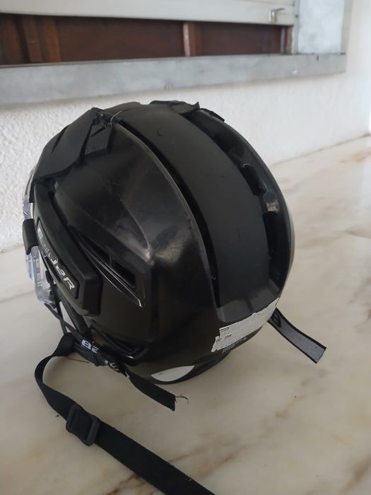 Capacete de guarda redes Bauer hoquei patins