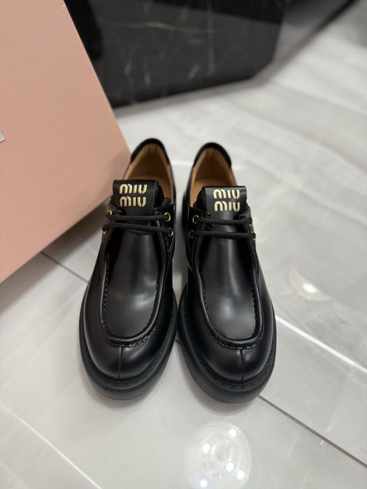 Połbuty Miu Miu black Leather