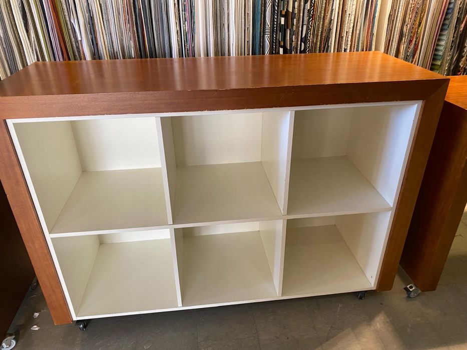 Vendo moveis/estantes