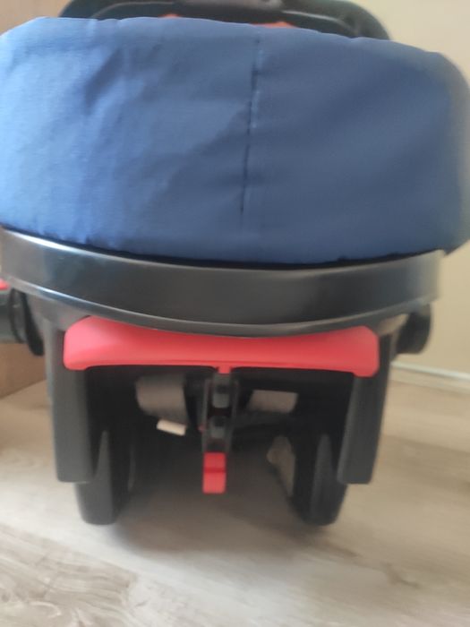 Fotelik samochodowy dla niemowlaka nosidełko Graco