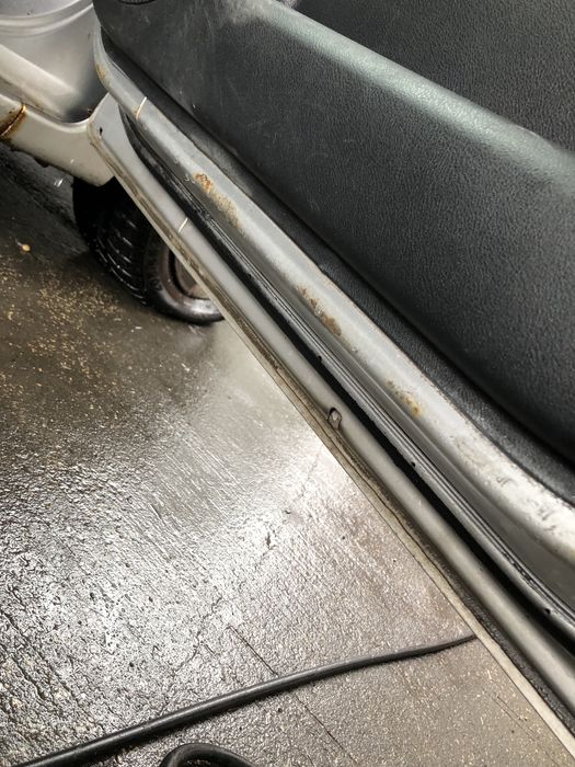 Drzwi prawy przód przednie prawe Honda FR-V NH700M