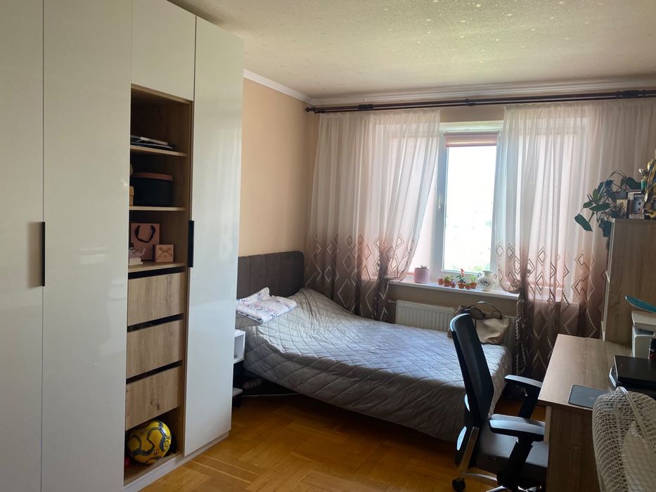 Власник. Продам 3-х кім. з ремонтом. Метро Деміївська 2хв, Держ прогрм