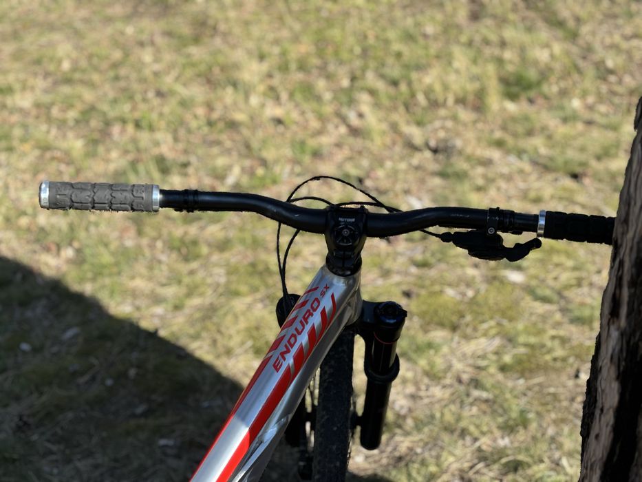 Specialized enduro sx