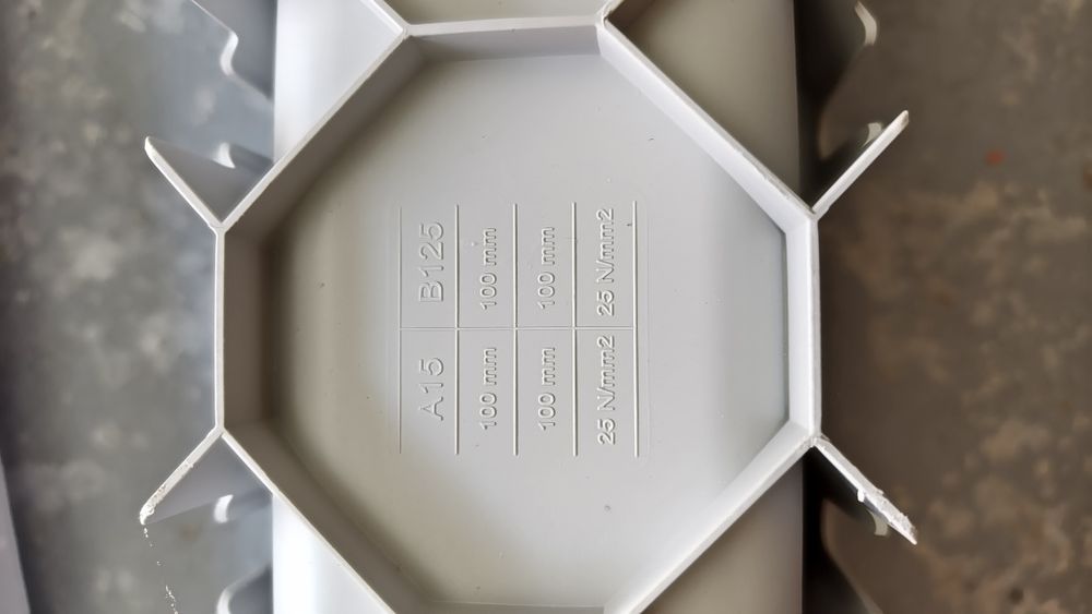 Canal com grelha PLÁSTICO C100xL13xA10cm Nove