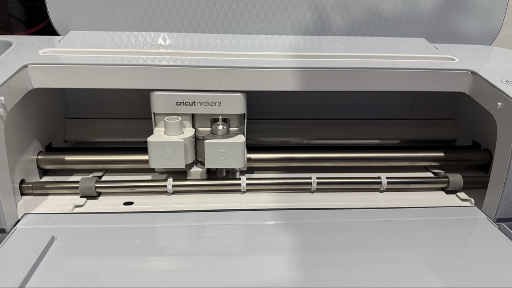 Ploter Cricut Maker 3