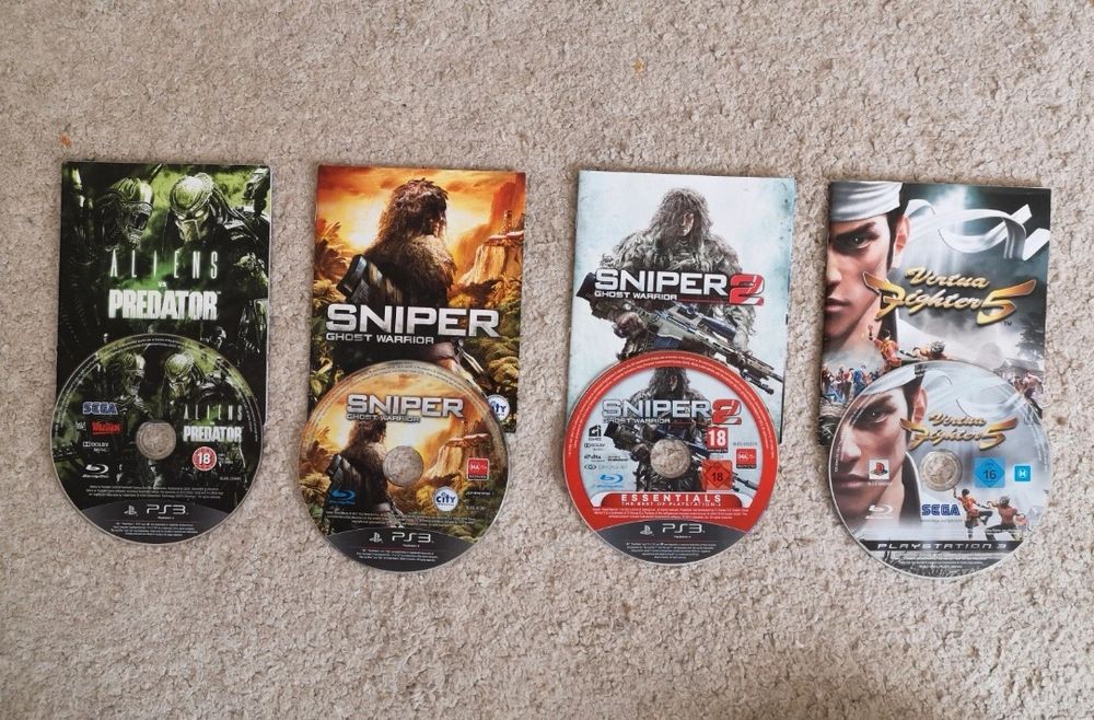 Conjunto de 10 jogos com manuais para PS3 (sem caixas)