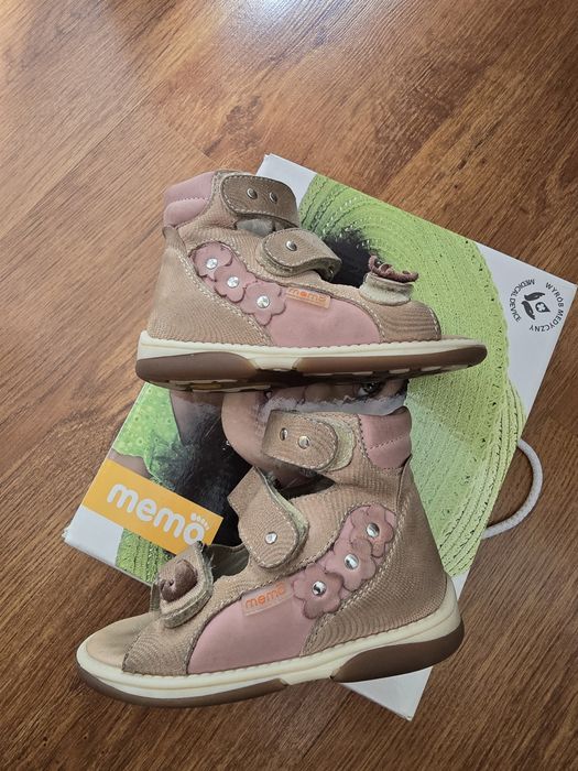 Sandałki Buty Memo Agnes 22