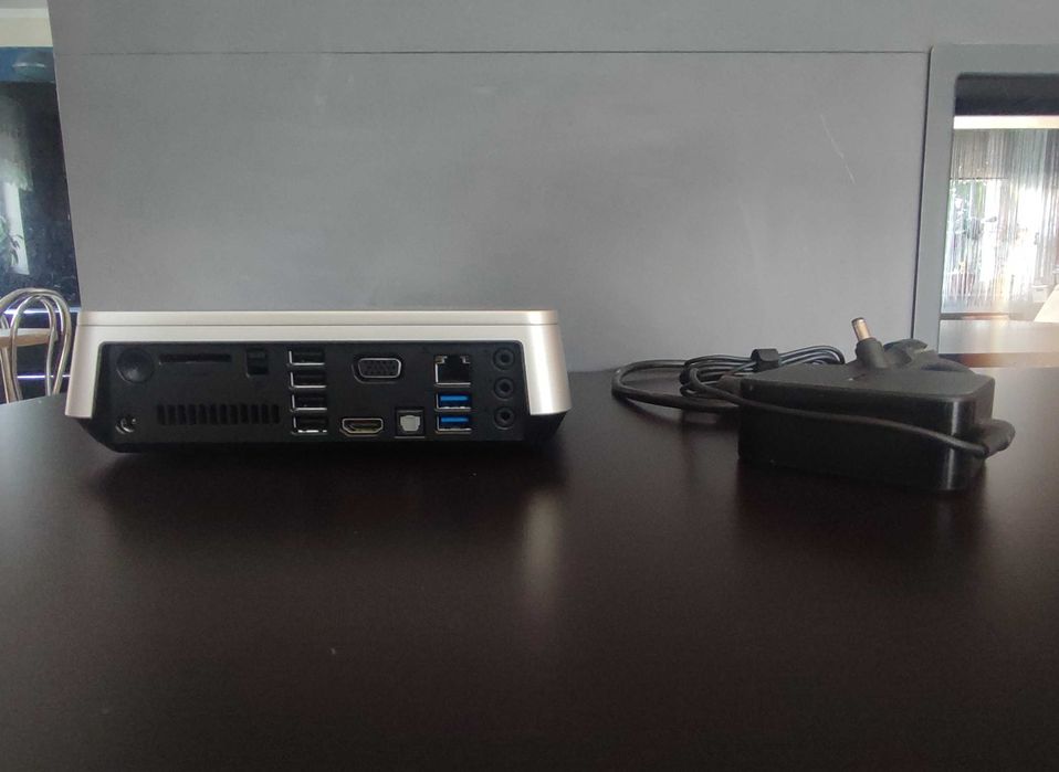 Komputer VivoPC ASUS VM40B