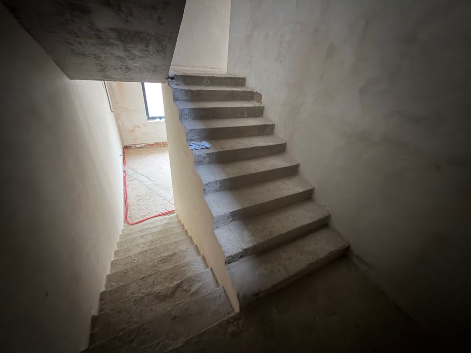 Продаж котеджу (дуплекс) 244 м2  вул. Каховська 2 пов. та мансарда