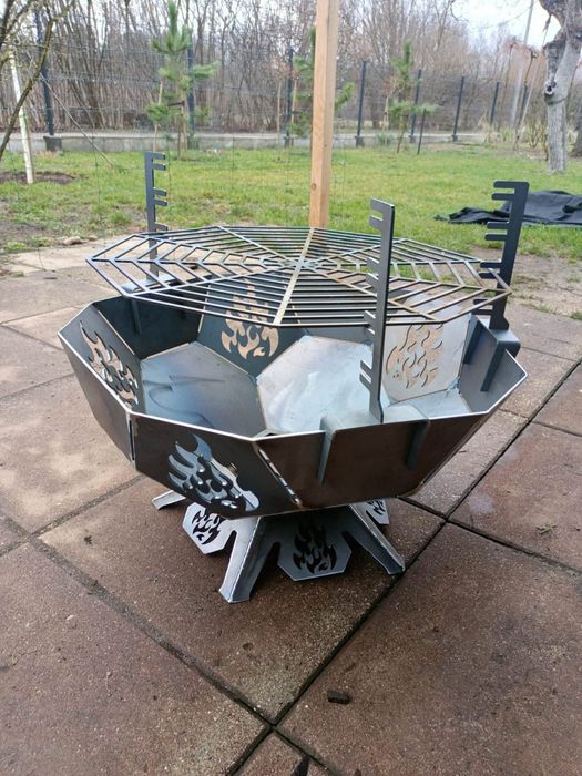Palenisko z możliwością grilowania