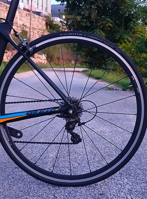 Carbono Giant (negociável)