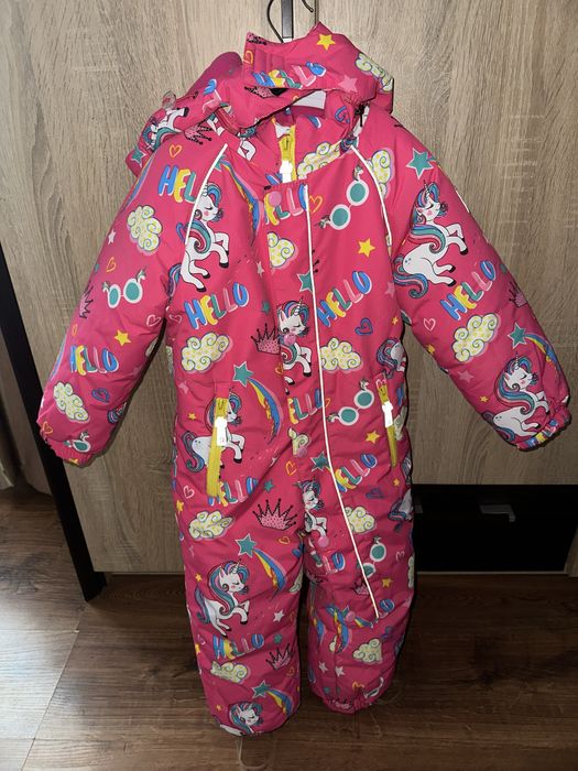 Продам зимний комбинезон в отличном состоянии