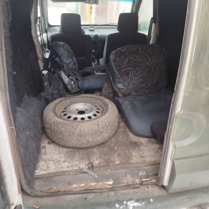 Рено кенго 1.9;дизель на ходу