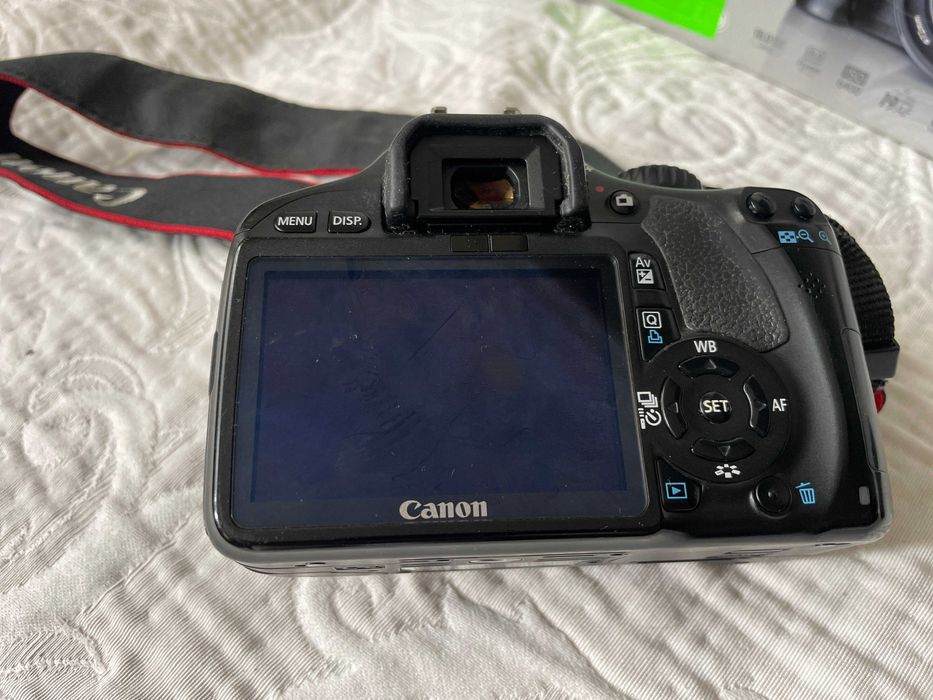 Aparat cyfrowy Canon EOS 550d