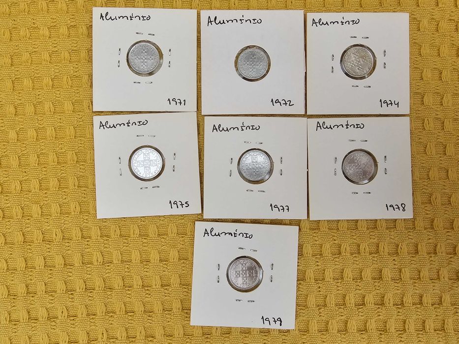 Lote de 46 moedas da República