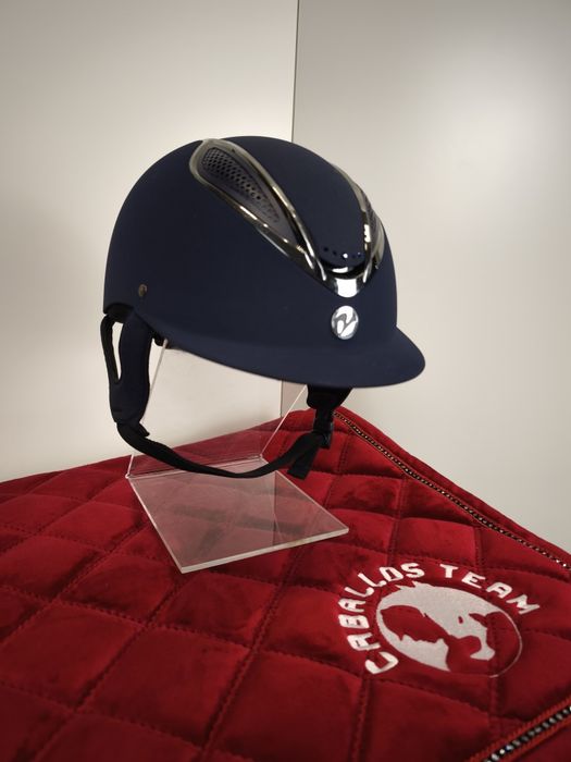 52;53;54;55;56 Busse Lascari kask jeździecki