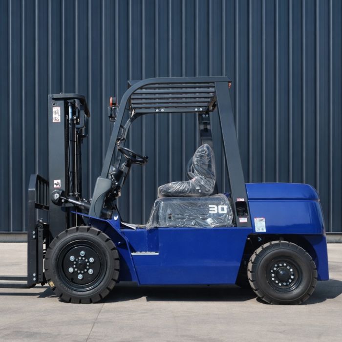 Empilhador 3T - Kubota V2403 – RIPPA