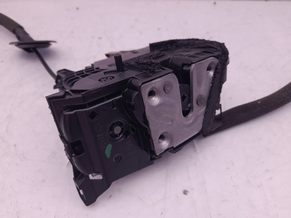 Fechadura / fecho porta trás direito RENAULT Zoe (BFM_)