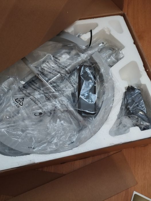 Lampa podłogowa nowa