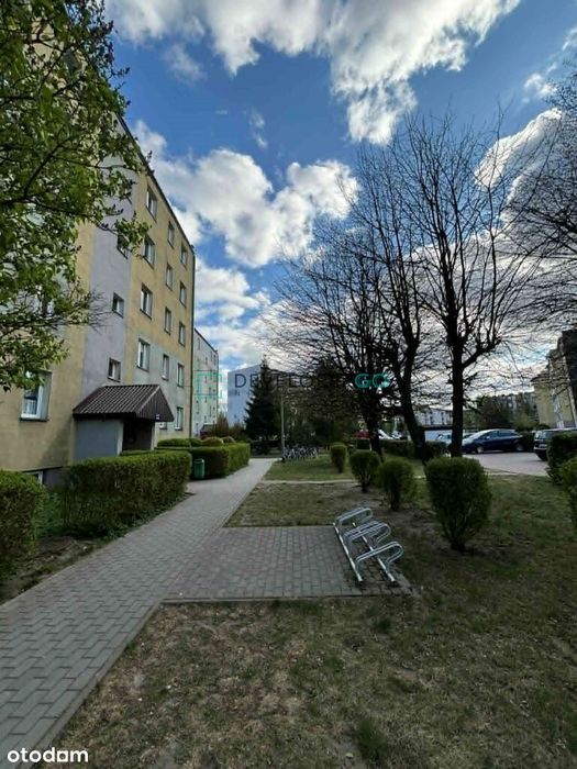 2-pokoje z balkonem , II piętro, okazyjna cena !
