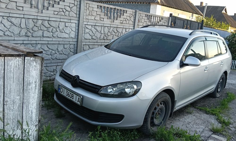 Продам Volkswagen Golf VI