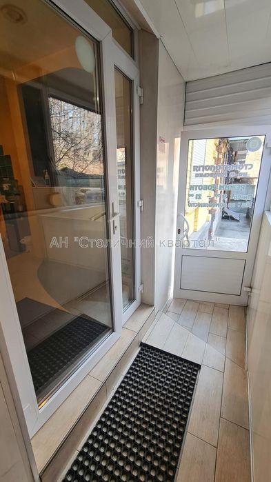 Продам офіс Мечнікова 7, метро Кловська! Фасад