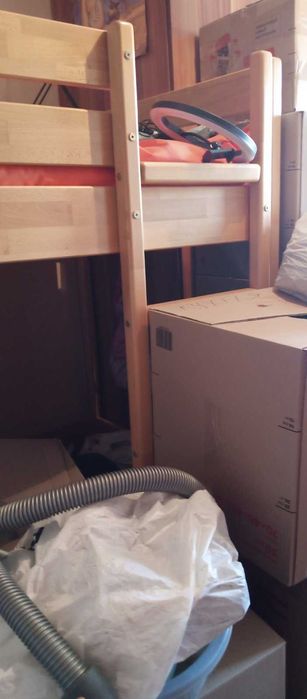 Двухярусна кровать