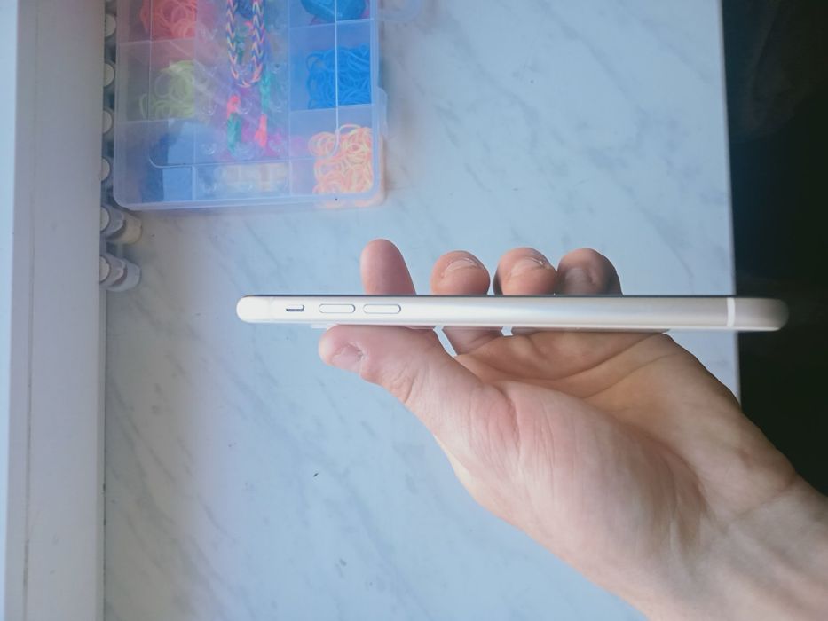 Продам iphone 11